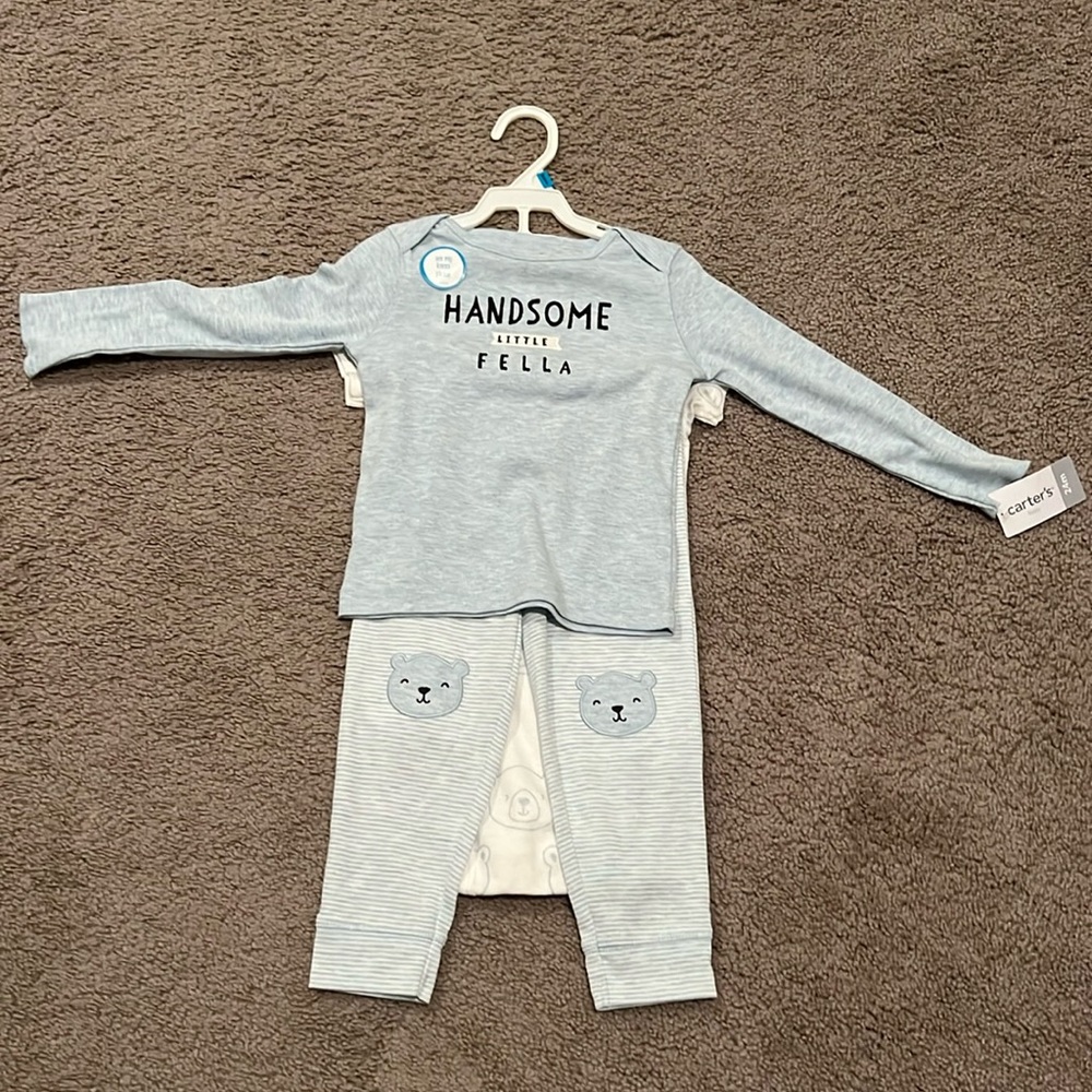 Never worn 24 months outfit